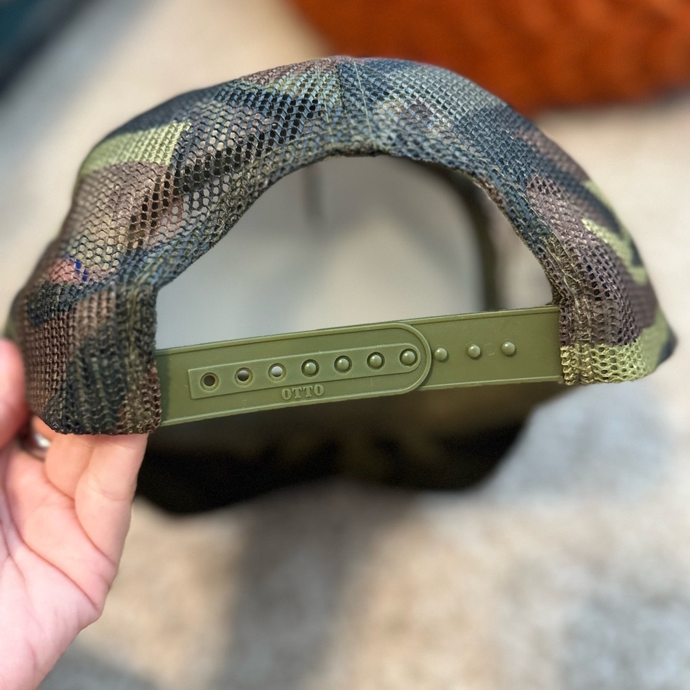 Camouflage 'Cowgirl at Heart' Trucker Hat brand new never worn - Picture 3 of 3